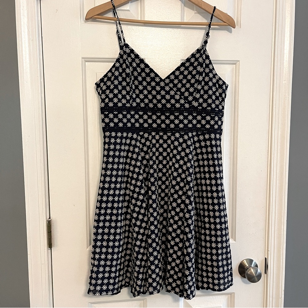 Altered State Floral daisy eyelet dress blue with white flowers sz XL